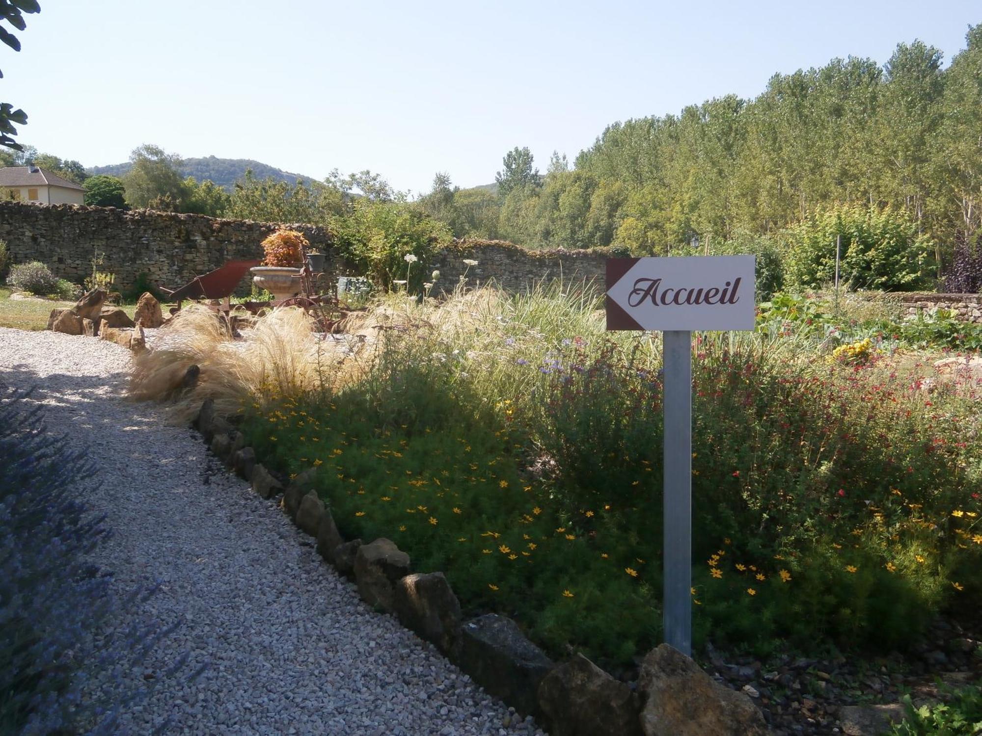 Saint-Médard-de-Presque La Chomiarde Bed & Breakfast エクステリア 写真